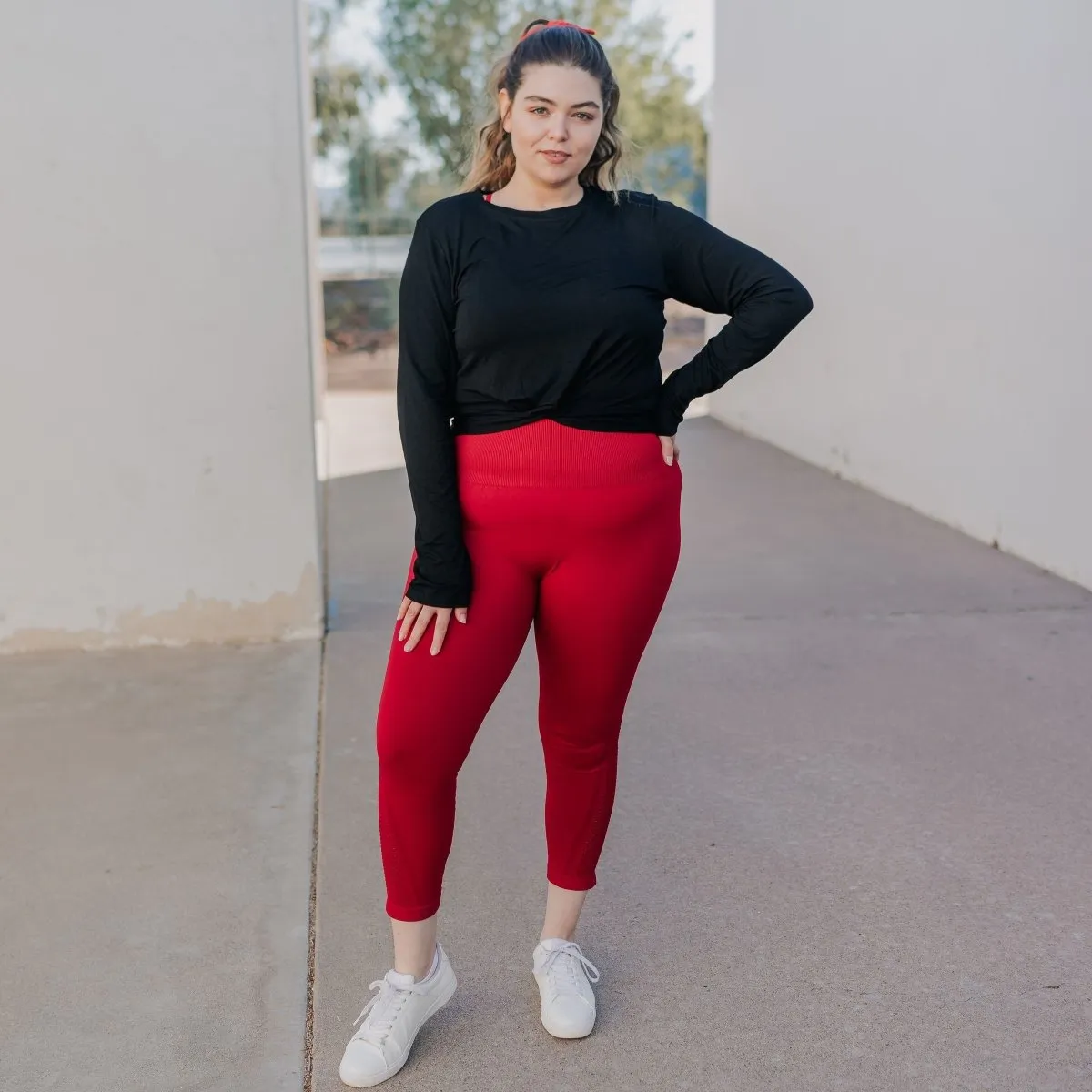 Beyond Seamless 7/8 Capris - Cherry