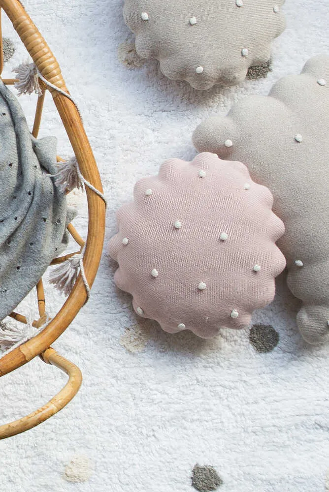 KNITTED CUSHION ROUND BISCUIT PINK