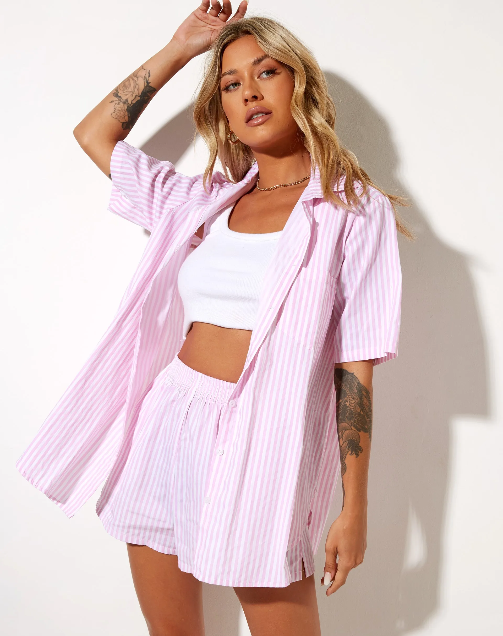Smith Short Sleeve Shirt in Vertical Stripe Pink and White