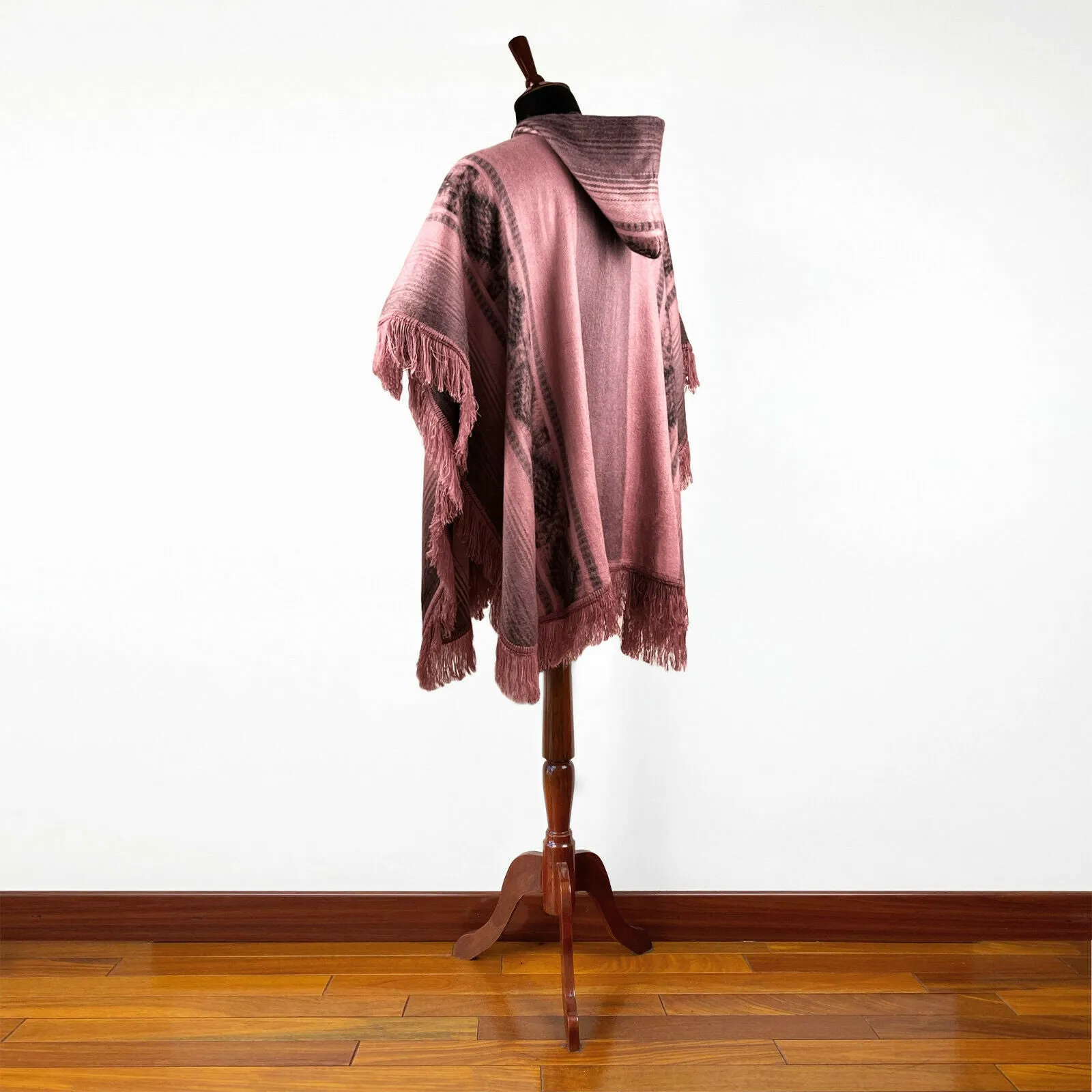 Yona - Lightweight Baby Alpaca Hooded Fringed Poncho - Pink - Unisex